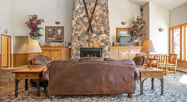 Hidden River Lodge 5945 - Keystone, Забронировать Отель Отели Roosevelt National Forest с парковкой, Парковка