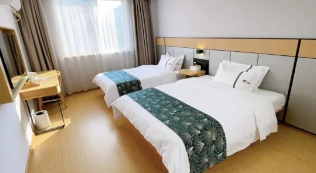 Люкс WUHUA Holiday Hotel（chongmingnanmenmatou）