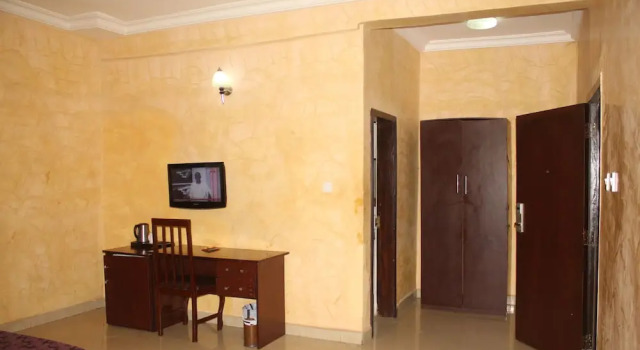 Люкс Bestway Luxury Suites