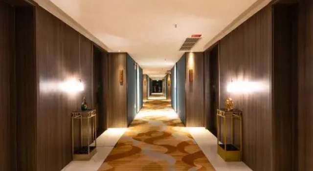 Boyue Haoman Hotel, Buchen Sie Hotel Hotels & Unterkünfte in Dawu, Hotel