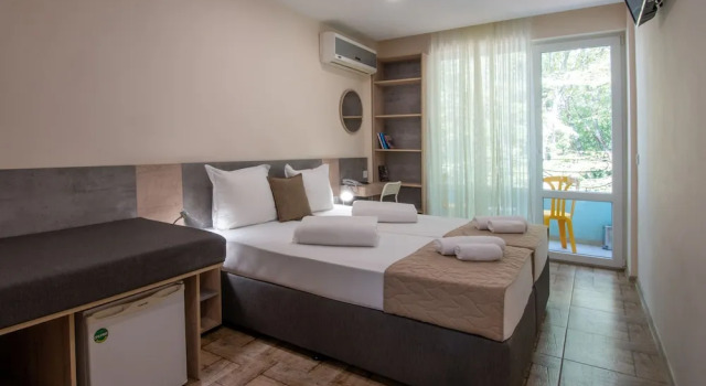 Люкс Luxury Ariana Hotel
