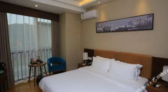 Hechen Hotel
