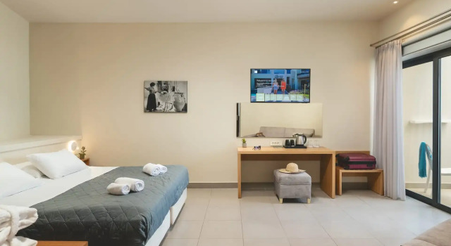 Номер Superior Elia Agia Marina Hotel