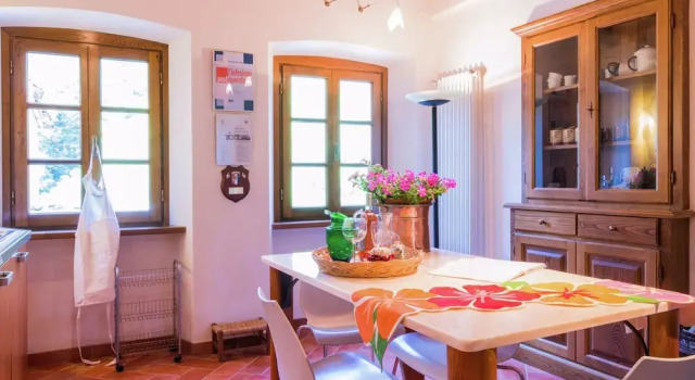Коттедж Mansion in Pescaglia Near Tuscan Coast