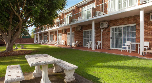 The Quarters, an Ascend Collection Hotel, Book Hotel Hotels in Forresters Beach with Parking, Parking