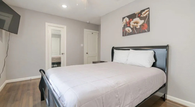 Cozy Galveston Home, Забронировать Дом для отпуска Отели Галвестон с парковкой, Парковка