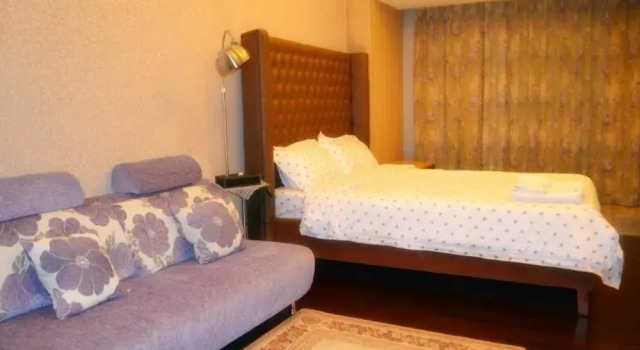 Modern Family Inn