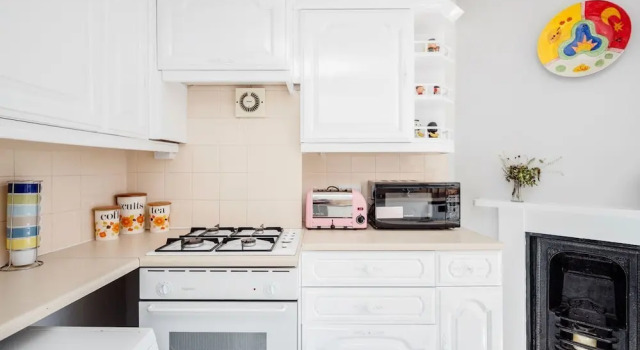Stylish 1 Bedroom Flats Covent Garden, Забронировать Апартаменты/квартира Лондон Большой Лондон, рядом с Театр «Принц Эдуард»