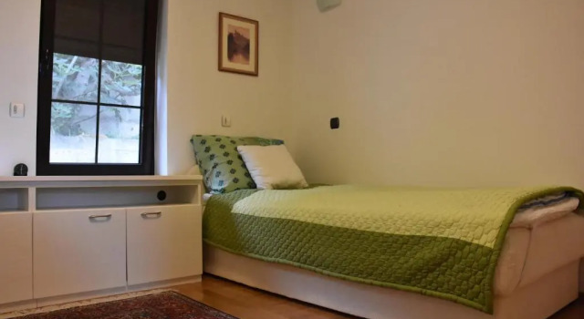 Апартаменты Deluxe Bache Apartments