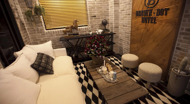 Brown-dot Changwon Myeongseo Convention