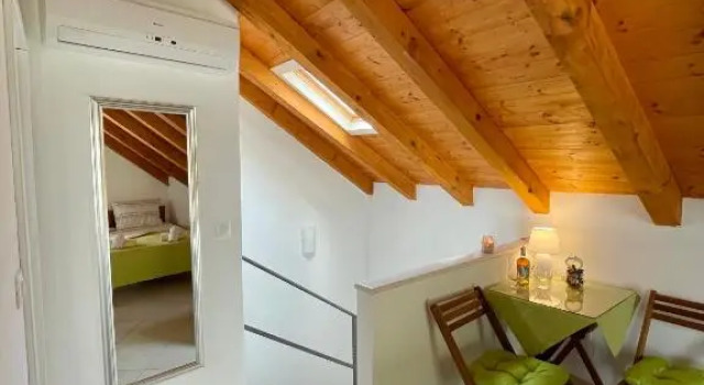 Guesthouse Kresic, Prenota Hotel Splitska 