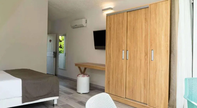 Номер Standard с видом на сад Coral Azur Beach Resort Mont Choisy