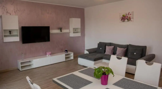 Casa I, Varaa Hotelli Oradea 