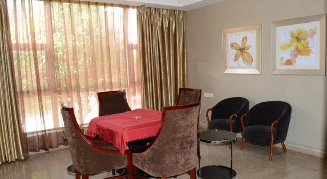 Celebrity City Hotel Xiangzhou, Rezervovat Hotel Xiangyang Čína