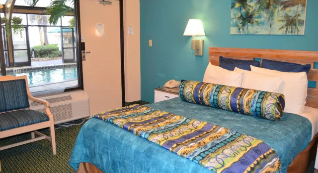 Двухместный номер Standard с видом на бассейн Sun Viking Lodge - Daytona Beach