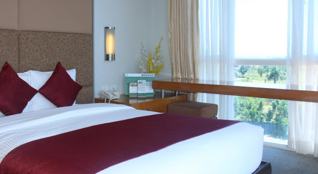 Люкс Sotogrande Hotel and Resort in Cebu