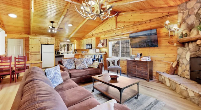 Crescenta Pines LOG Cabin #2346