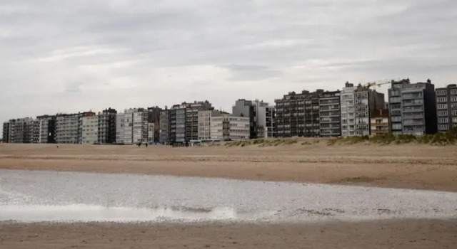 Апартаменты Apartment Koksijde Stunning Sea View