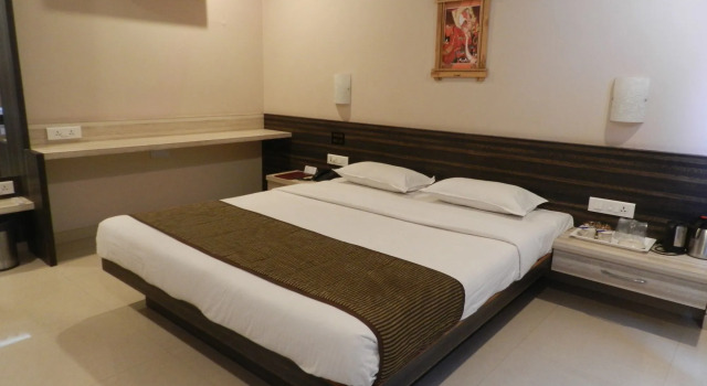 Hotel K Square, Book Hotel Kolhapur Maharashtra