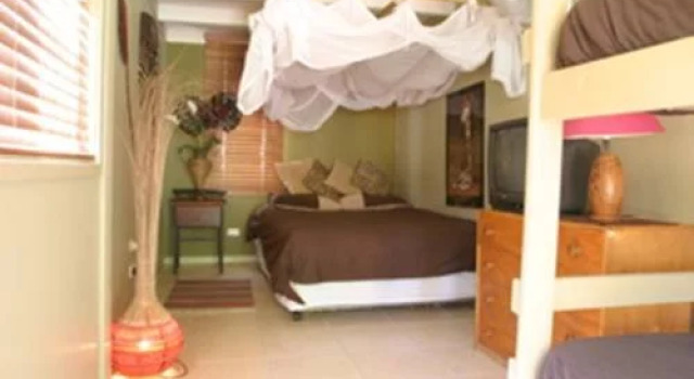 Trekkers Backpackers, Забронировать Отель Саутпорт Голд-Кост, рядом с Queen Street Village Shopping Center