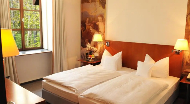 Номер Comfort Hotel Schloss Eckberg