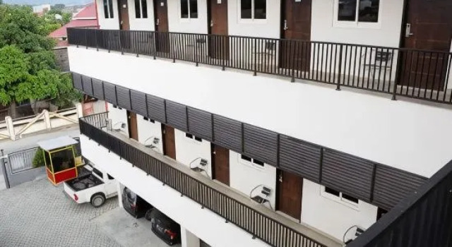 Двухместный полулюкс Rajawali Inn