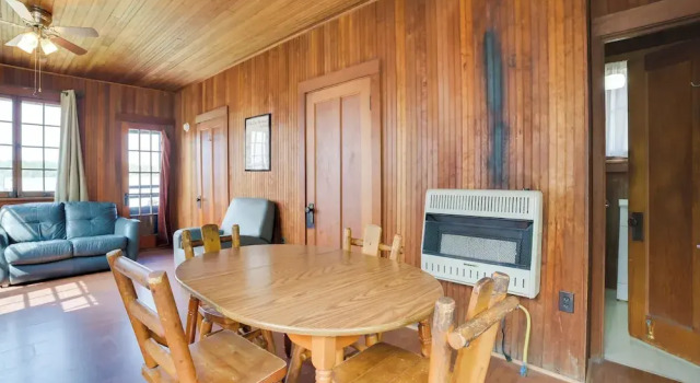 Коттедж Boat, Paddle & Swim! Lakefront Cabin in Cedarville
