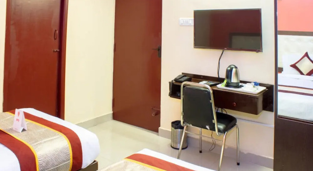 OYO 6654 Neighbour Inn, Забронировать Отель Отели штата Тамилнада с завтраком, Завтраки