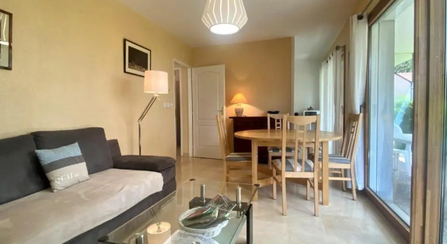 Апартаменты Le Gouverneur - à 5 min du Lac - Terrasse & Jardin - 2 personnes