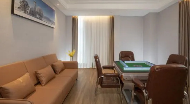 Люкс Vienna International Hotel Tianjin Hedong Wanda Plaza