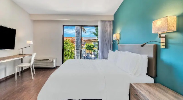 Двухместный номер Executive с балконом Fiesta Inn Oaxaca