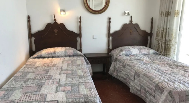 Apartamento President B-5, Book Lejlighed Hoteller i Girona med parkering, Parkering