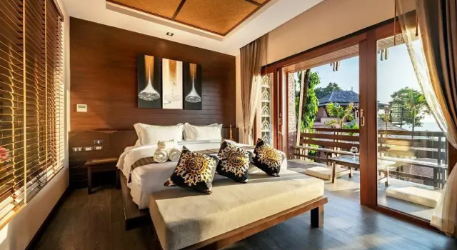 Номер Deluxe с балконом и с видом на сад Nirvana Beach Resort, Koh Lanta SHA Extra Plus