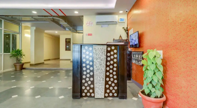 Hotel Sapphire by OYO Rooms, Забронировать Отель Гургаон 