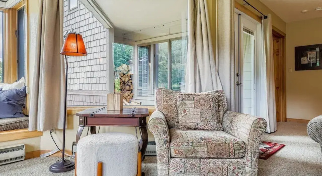 1702 The Willows 1 Bedroom Condo