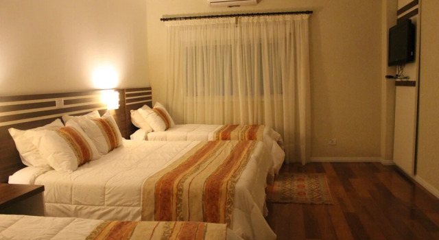 Четырёхместный номер Deluxe c 1 комнатой Hotel Imperial de Quatro Barras