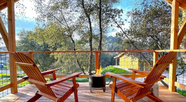 Тент с видом на сад Wildhaven Yosemite Glamping