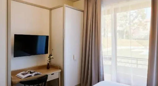 Двухместный номер Standard с видом на сад Villa ALMANA