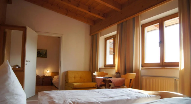 Pension Hohe Salve, Prenota Hotel Hotel a Tirolo con parcheggio, Parcheggio
