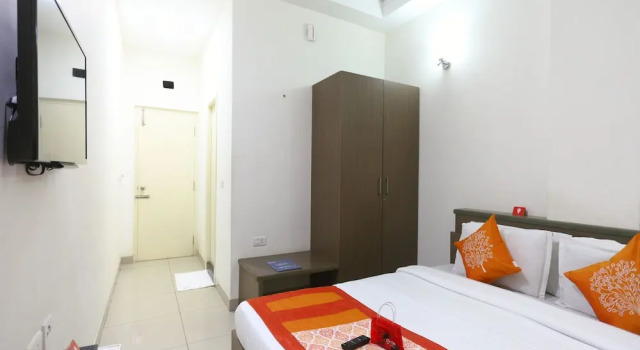 OYO 3547 Raj Guru Residency, Забронировать Отель Отели штата Тамилнада с завтраком, Завтраки