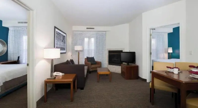Четырёхместный люкс Residence Inn by Marriott Olathe Kansas City