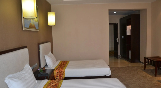 Kololo Courts Hotel & Restaurant
