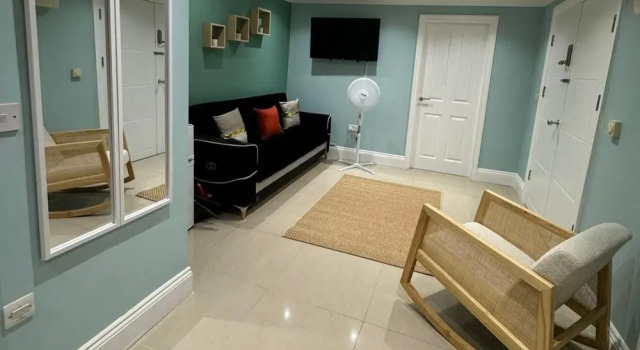 Park Avenue Luxury Apartment in London, Varaa Huoneisto Asunnot kohteessa Merseyside, Huoneisto