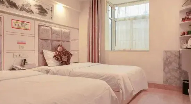 Anfeng Royal Hotel (Dahongshuixiang Branch), Prenota Hotel Hotel a Anhui con parcheggio, Parcheggio
