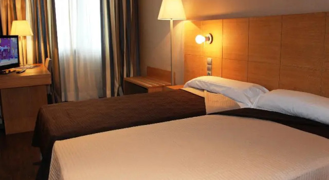 Одноместный номер Standard с балконом Eurohotel Castellón