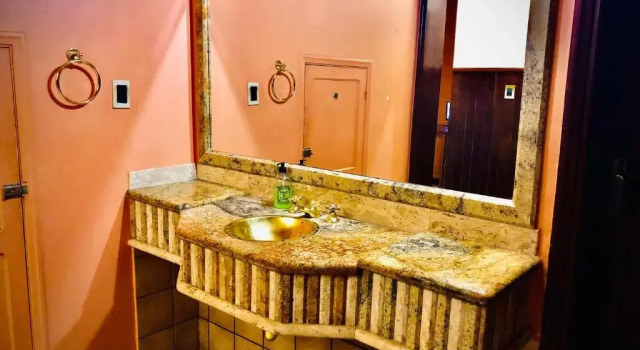 Кровать в общем номере Dom Alberto Hostel