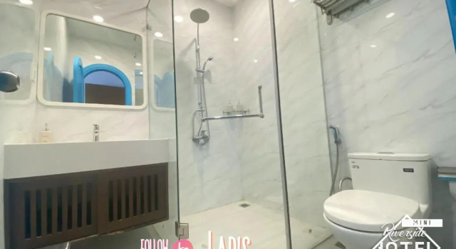 Трёхместный номер Standard с видом на озеро Riverside Mini Hotel Grand World Phu Quoc