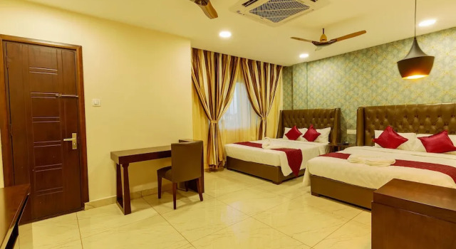 Hotel Akshay Grand