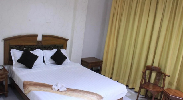 Grand Malioboro Hotel, Buchen Sie Hotel 3-Sterne-Hotels in Jambi, 3*