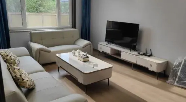 Люкс Deluxe Huantai 88 Hotel (Zibobei Railway Station Shandong Institute of Industry and Technology)